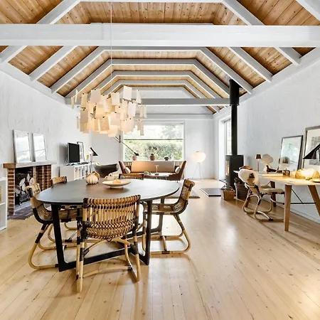 Beautiful In M With Wifi *