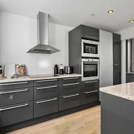 Beautiful In M With Wifi Feriehus *