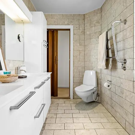 Vakantiehuis Beautiful In M With Wifi