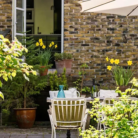 Vakantiehuis Beautiful In M With Wifi *